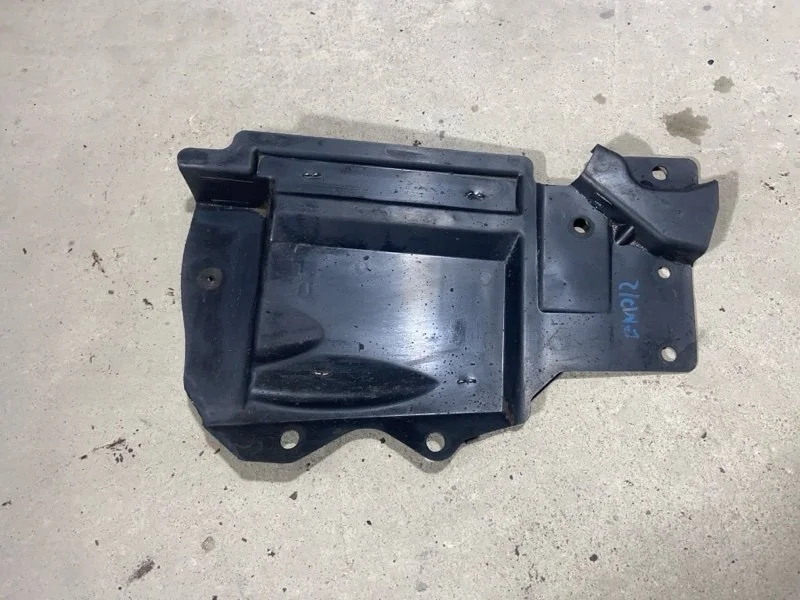 Защита двигателя штатная правая Nissan Qashqai