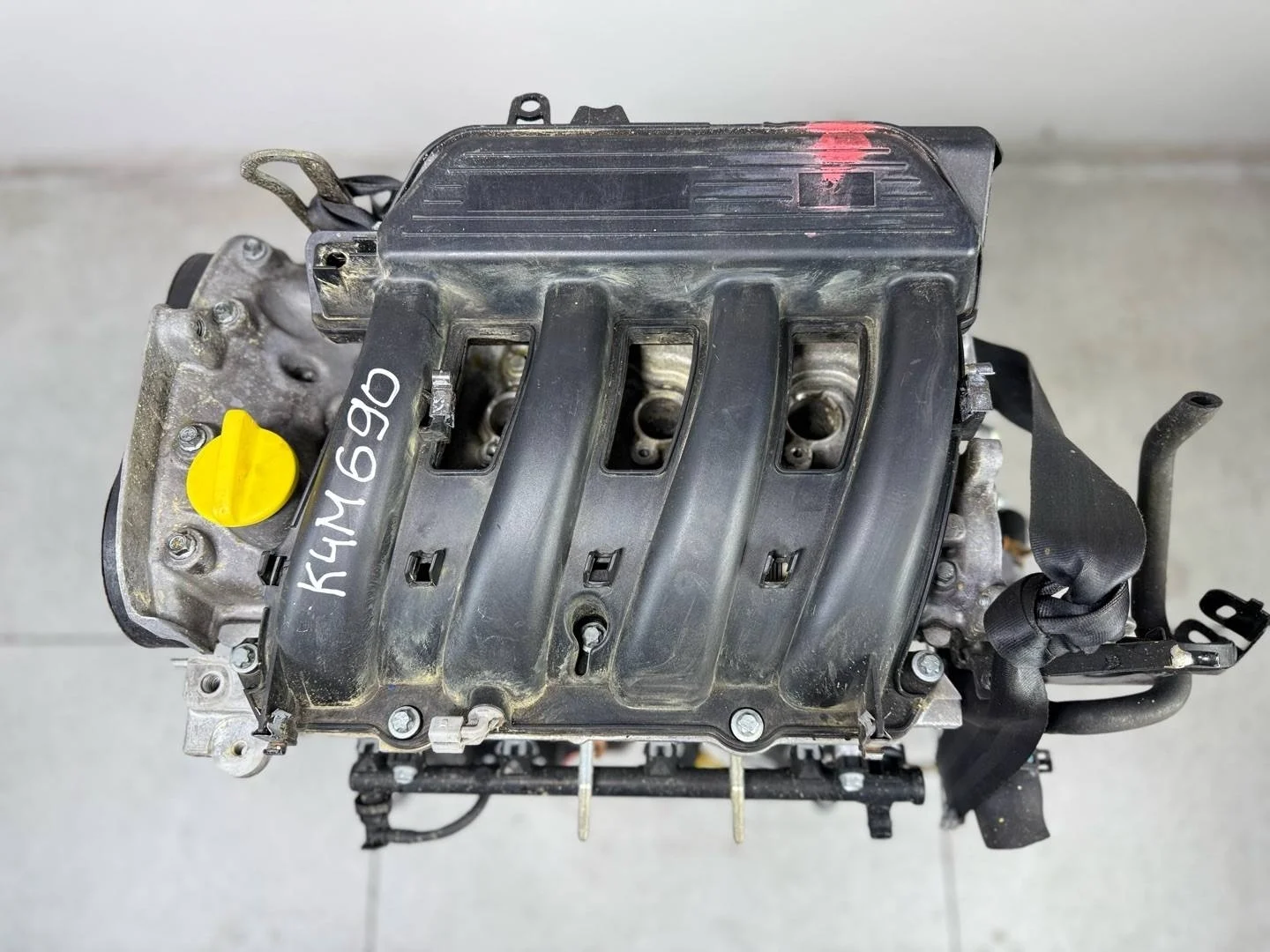Двигатель Lada Largus 2016 K4M690