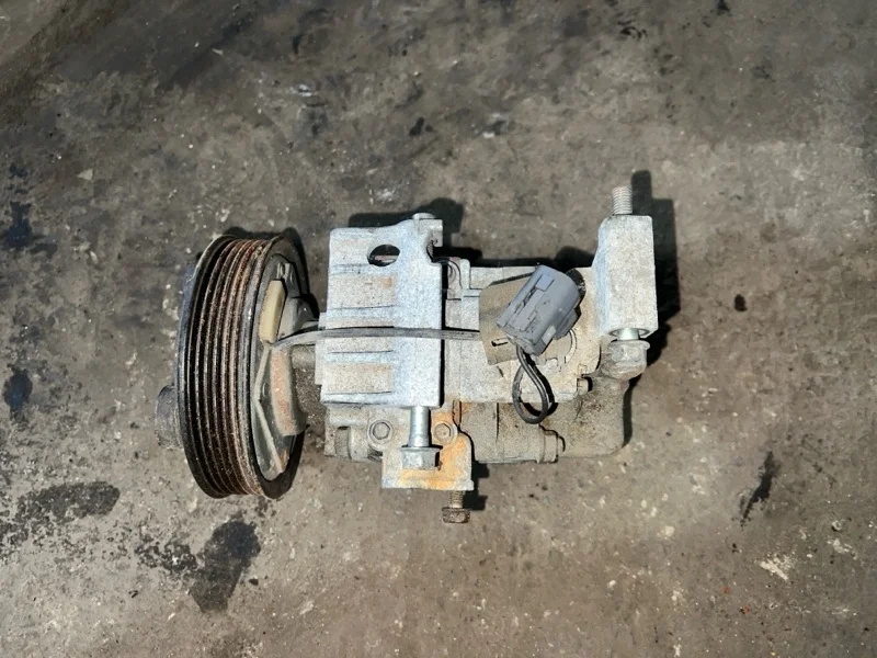 Компрессор кондиционера Mazda CX7 2011 ER