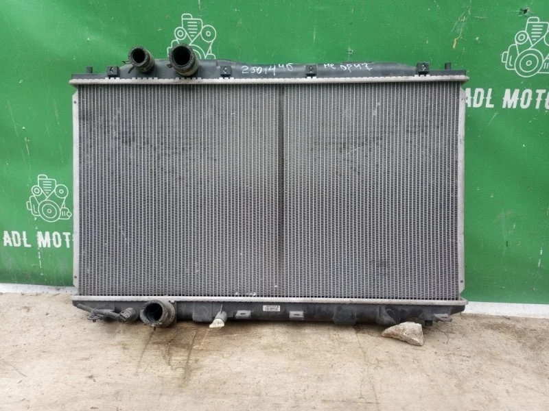 Радиатор охлаждения Honda Civic 8 2006-2011 4D