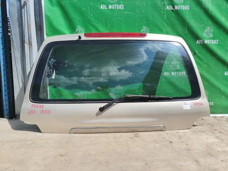 Дверь багажника Toyota Land Cruiser 1998-2007 100