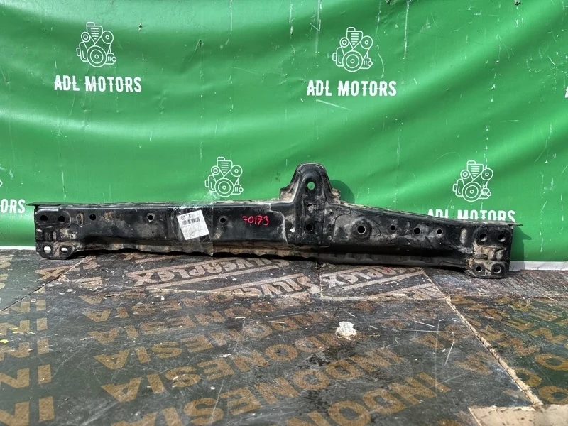 Балка подвески Toyota RAV4 2006-2012 30
