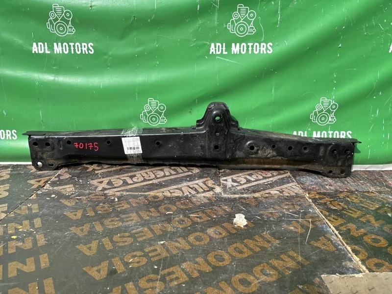 Балка подвески Toyota RAV4 2013-2018 40