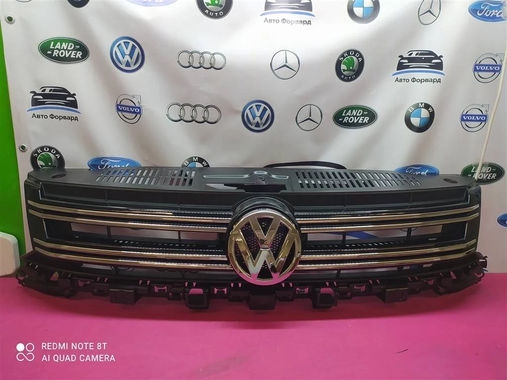 Решетка радиатора сборе VW Tiguan 2012-2017 новая