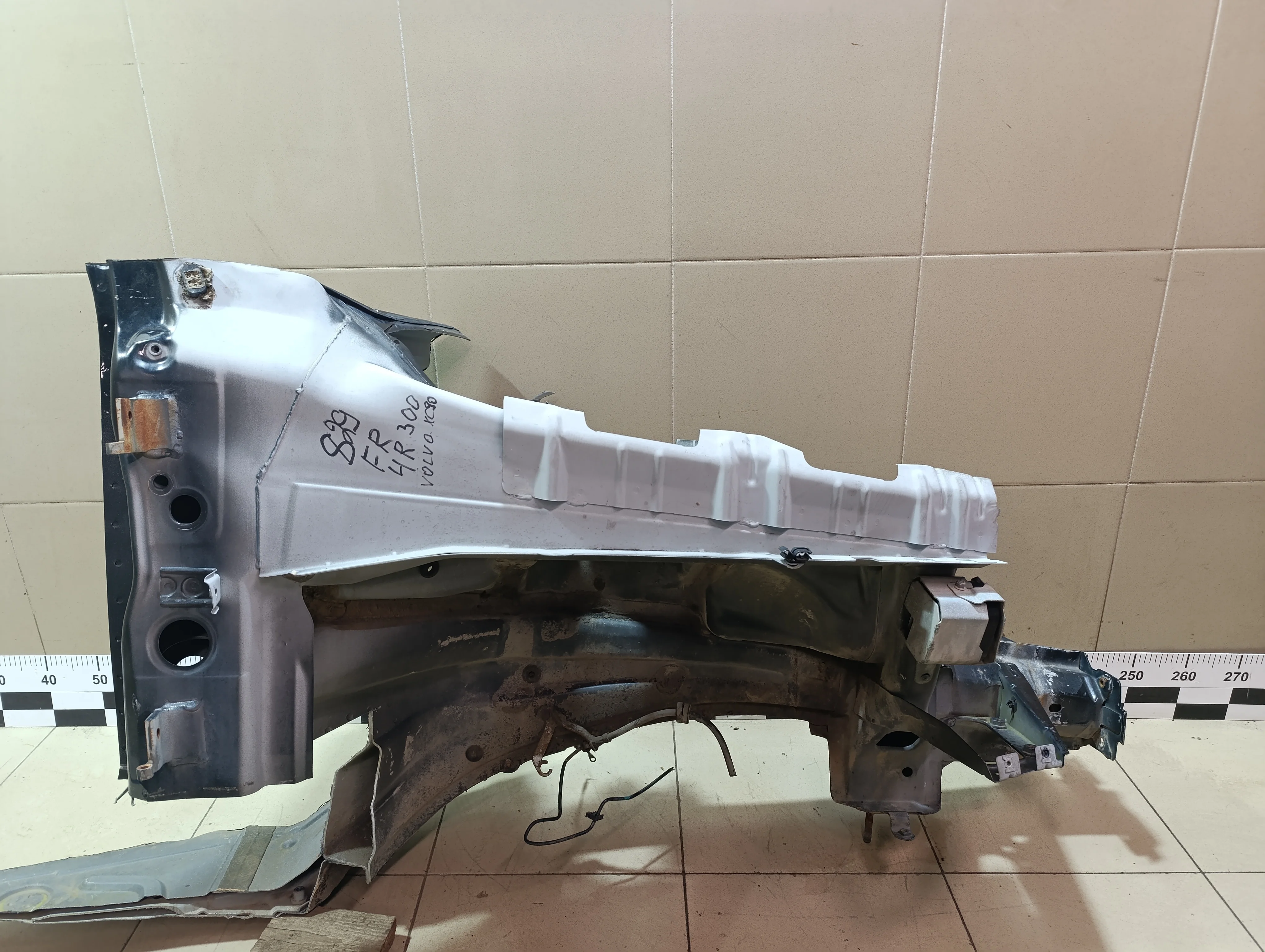 Лонжерон передний правый XC90 2002-2015