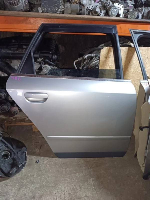 Дверь Audi A4 2004 B6