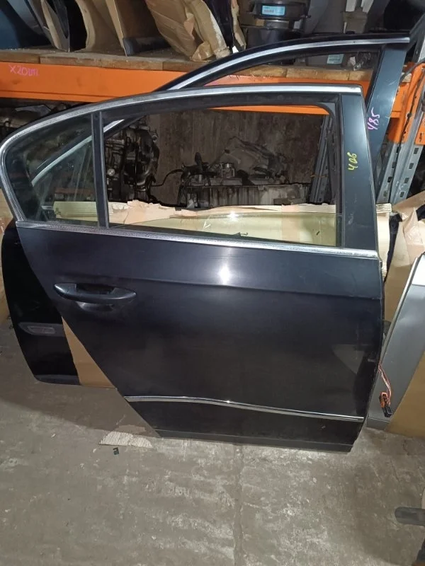 Дверь Volkswagen Passat 2008 B6