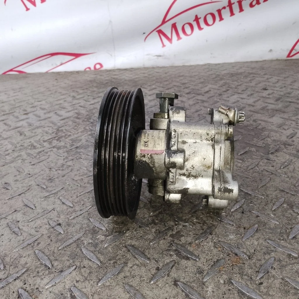 Насос гидроусилителя руля Mercedes-benz -Class 2003 W211