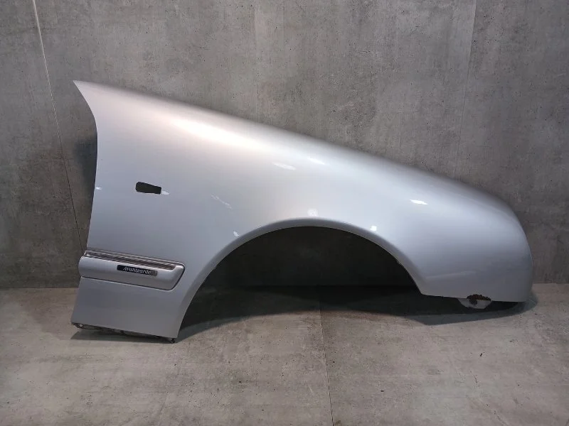 Крыло Mercedes E320 1998 W210
