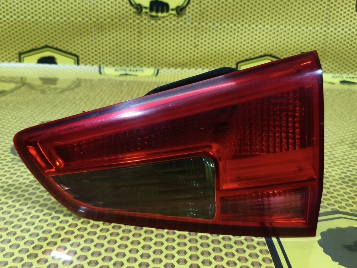 Фонарь крышки багажника Kia Ceed 2013 JD
