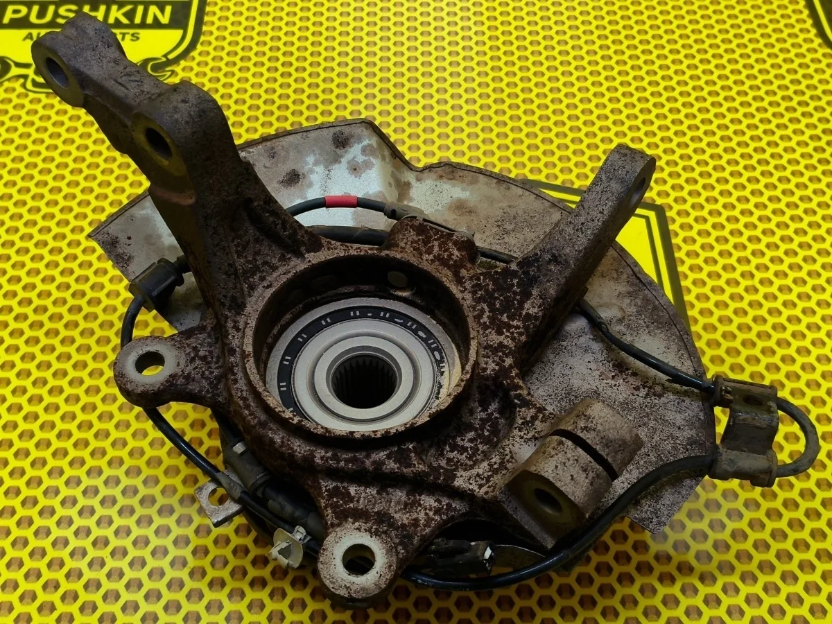 Кулак поворотный Hyundai IX35 2013 LM