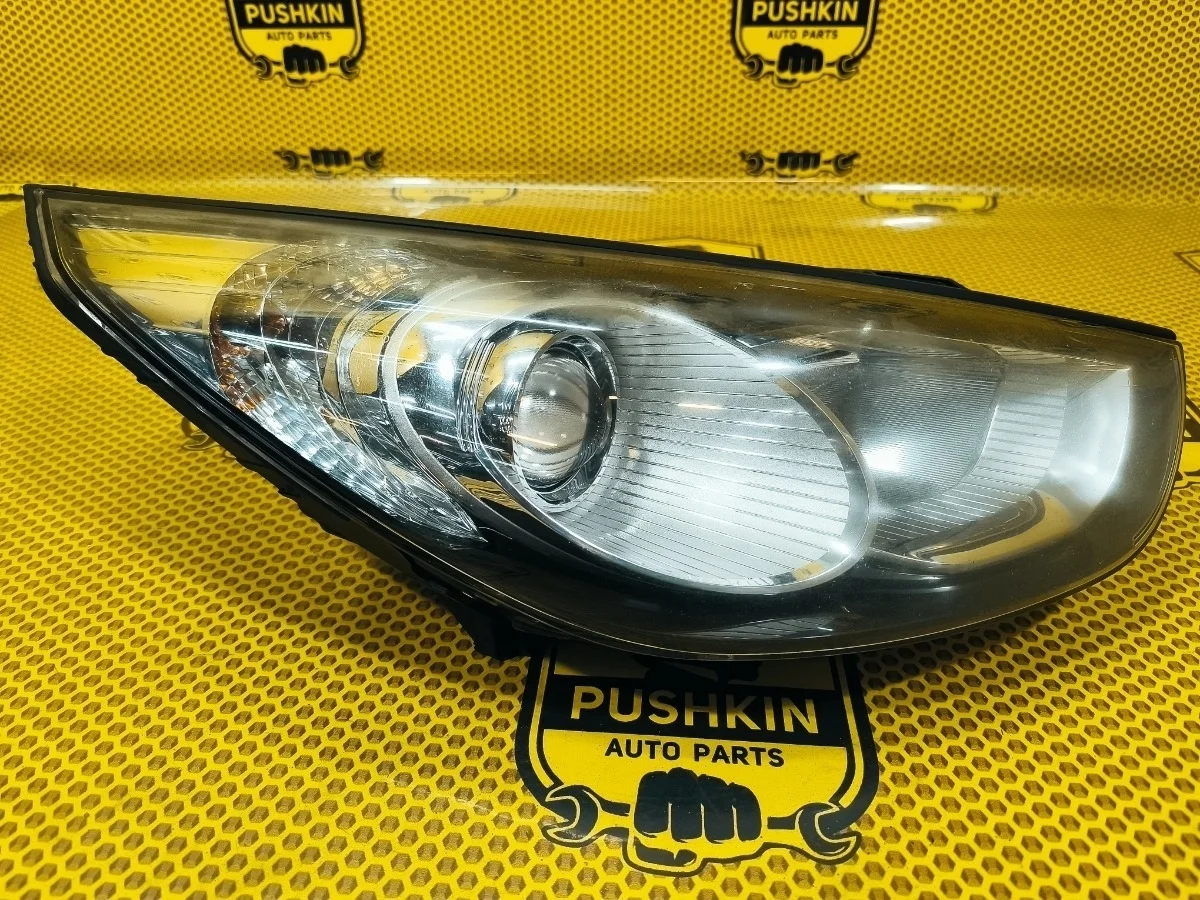 Фара Hyundai IX35 2013