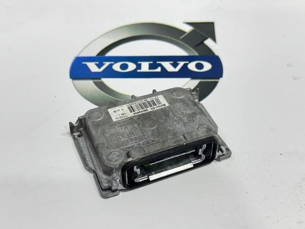 Блок розжига ксенона Volvo S60 XC70 XC90 V70 S60 I рестайлинг (2004—2009)