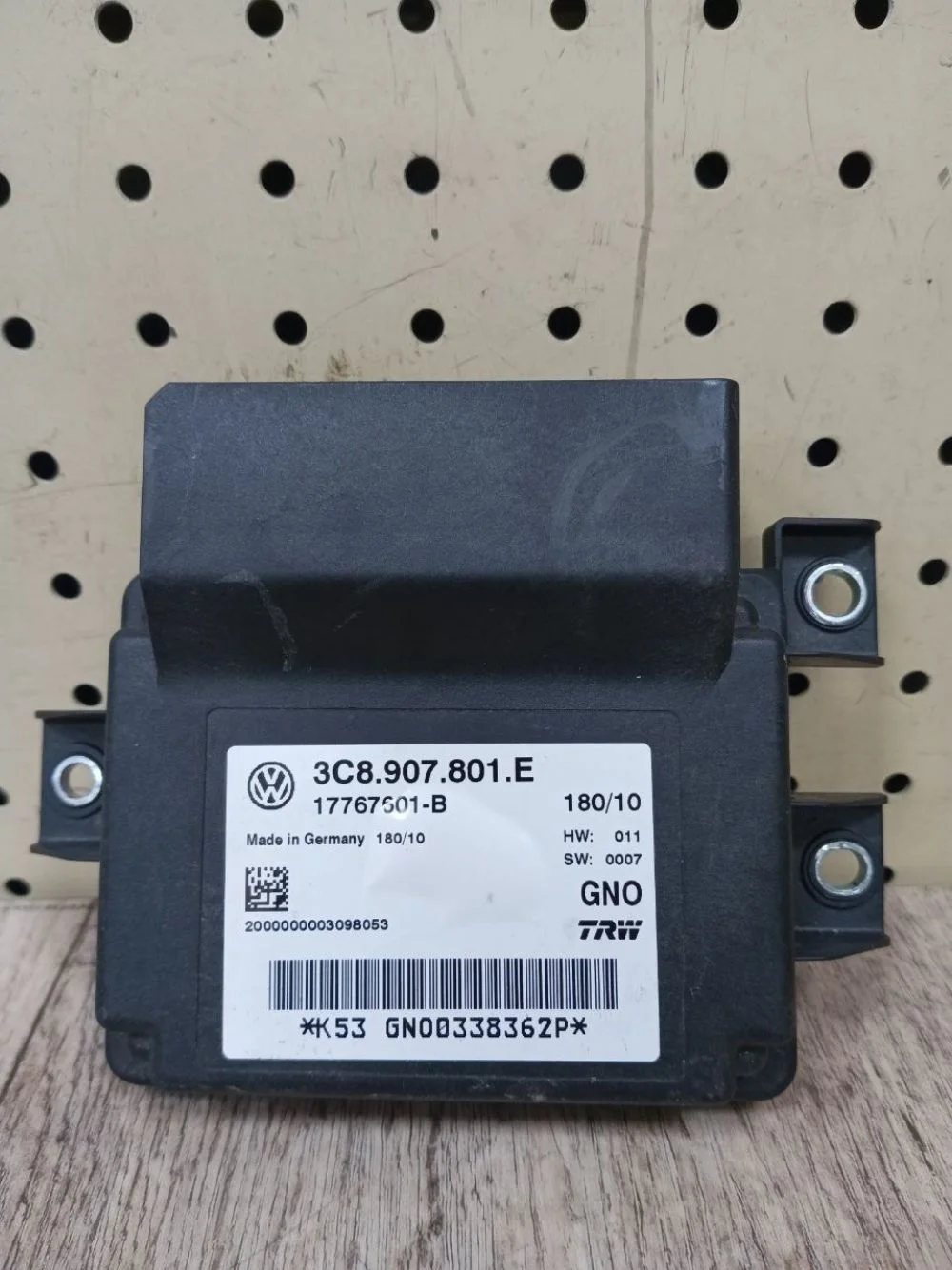 Блок управления парковочным тормозом Volkswagen Passat CC B6 (2008—2012) Passat CC B6 (2008—2012) 3C2