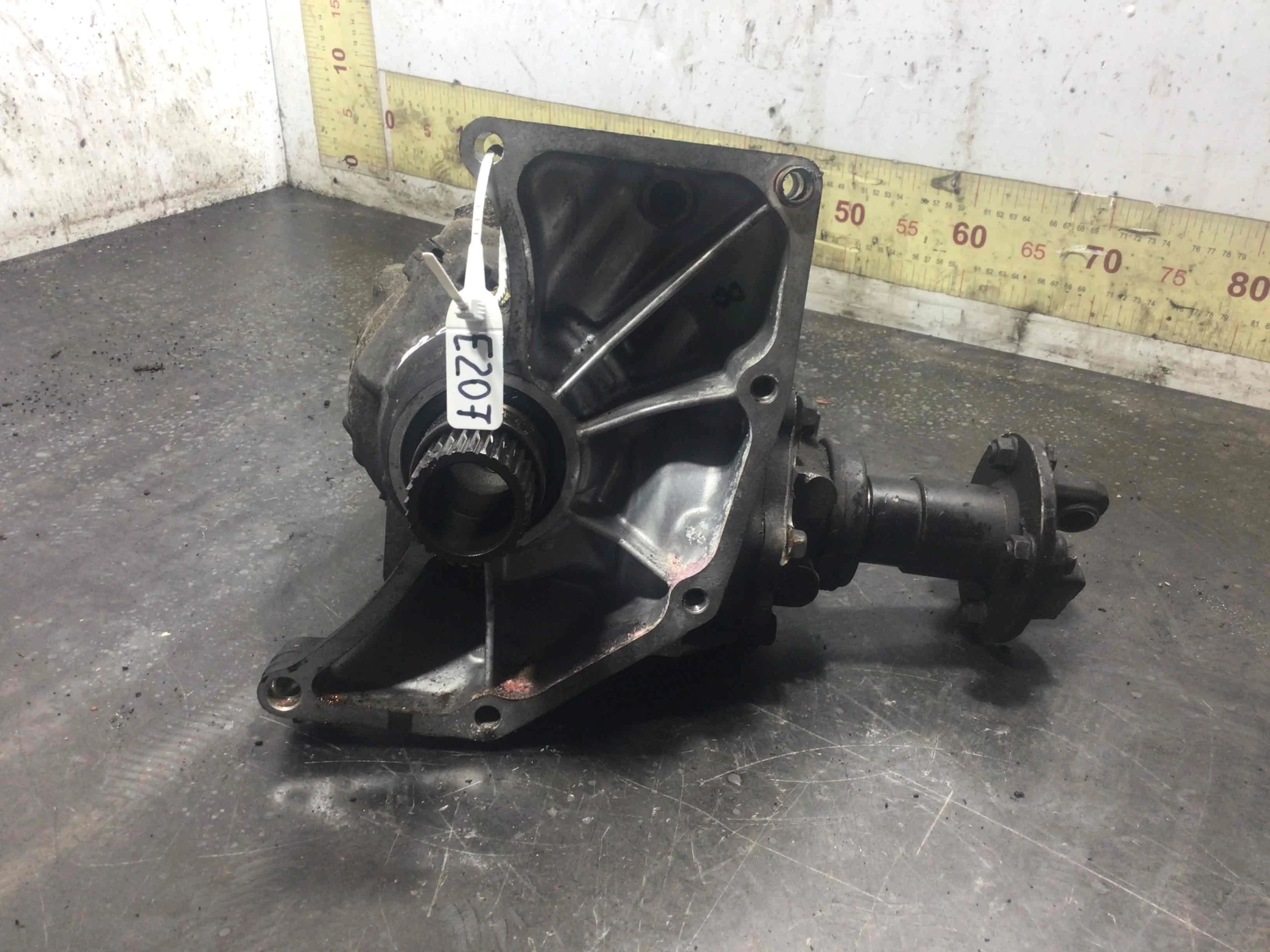 Раздаточная коробка Nissan X-Trail T30 [рестайлинг] (2004-2007) дизель 2.2 TD Механика Внедорожник