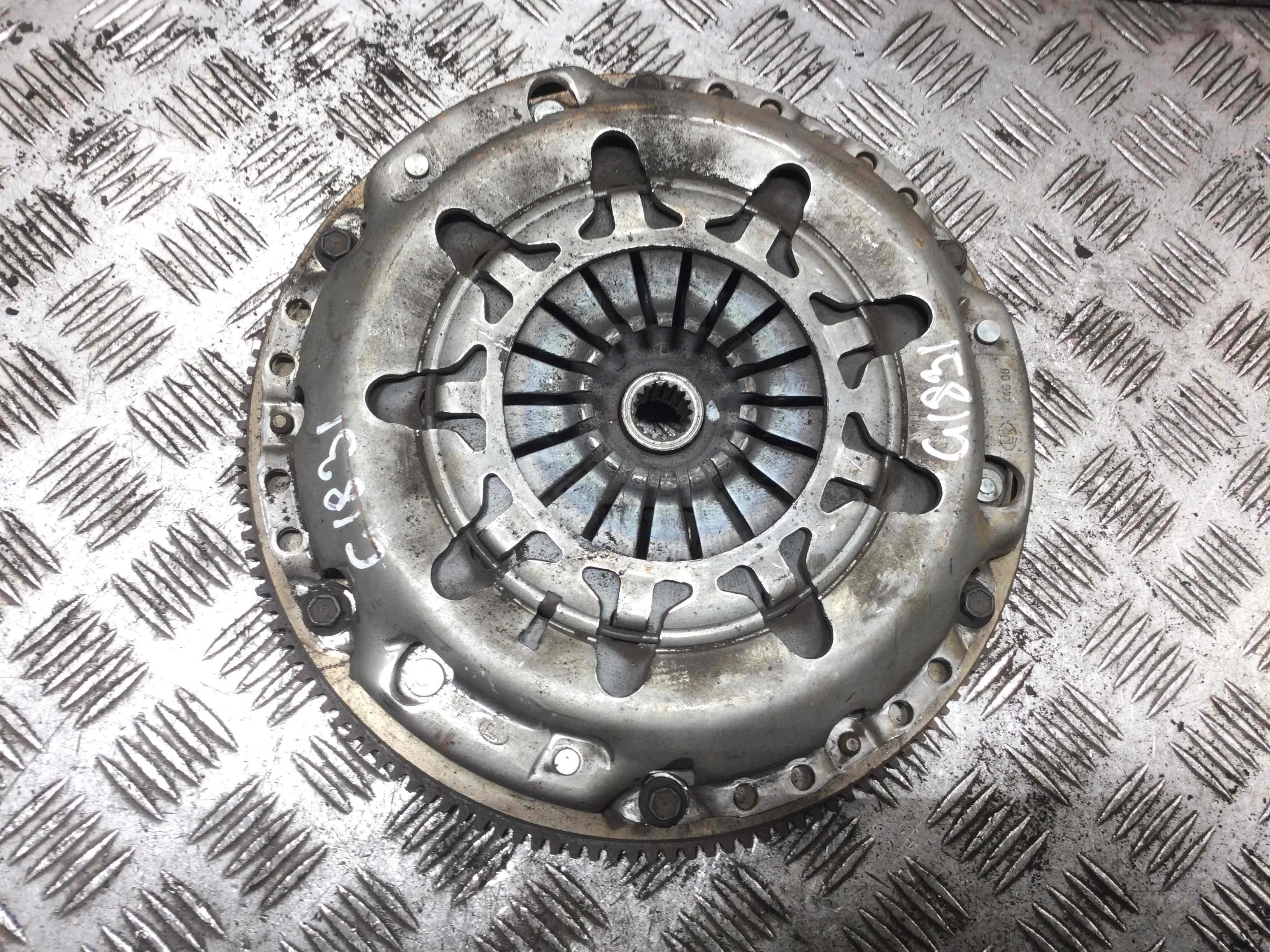 Маховик Ford Focus 2 поколение (2005-2008) бензин 1.6 i Механика Универсал