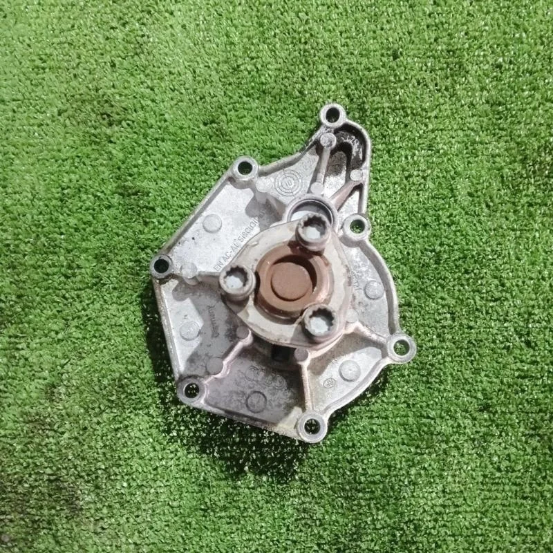 Насос системы охлаждения Audi A4 2005 8HE