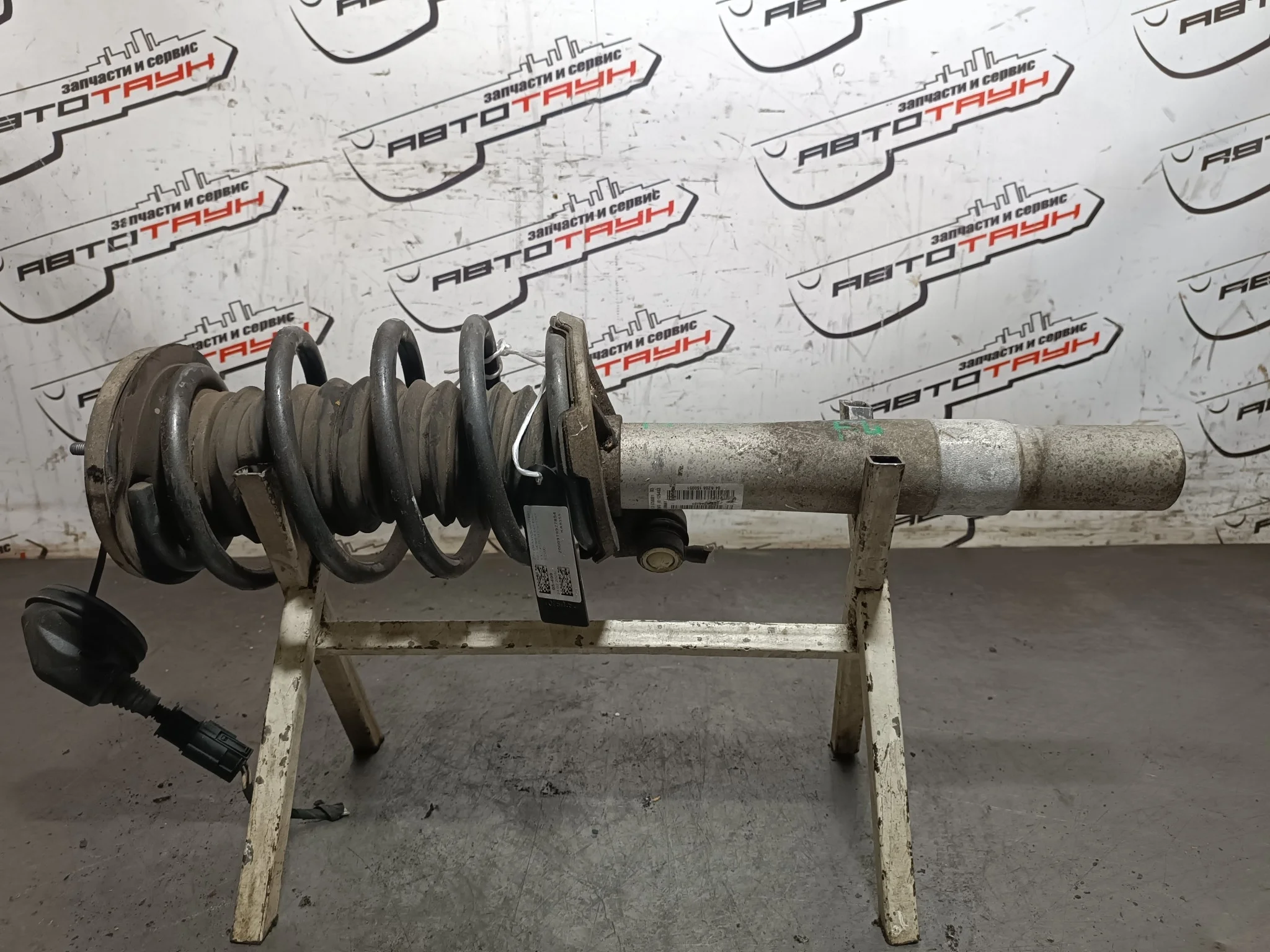 СТОЙКА ХОДОВКИ BMW 7-SERIES E65 E66 ПЕРЕДНЯЯ ЛЕВАЯ TEMS 31316777671 2WD KA9355