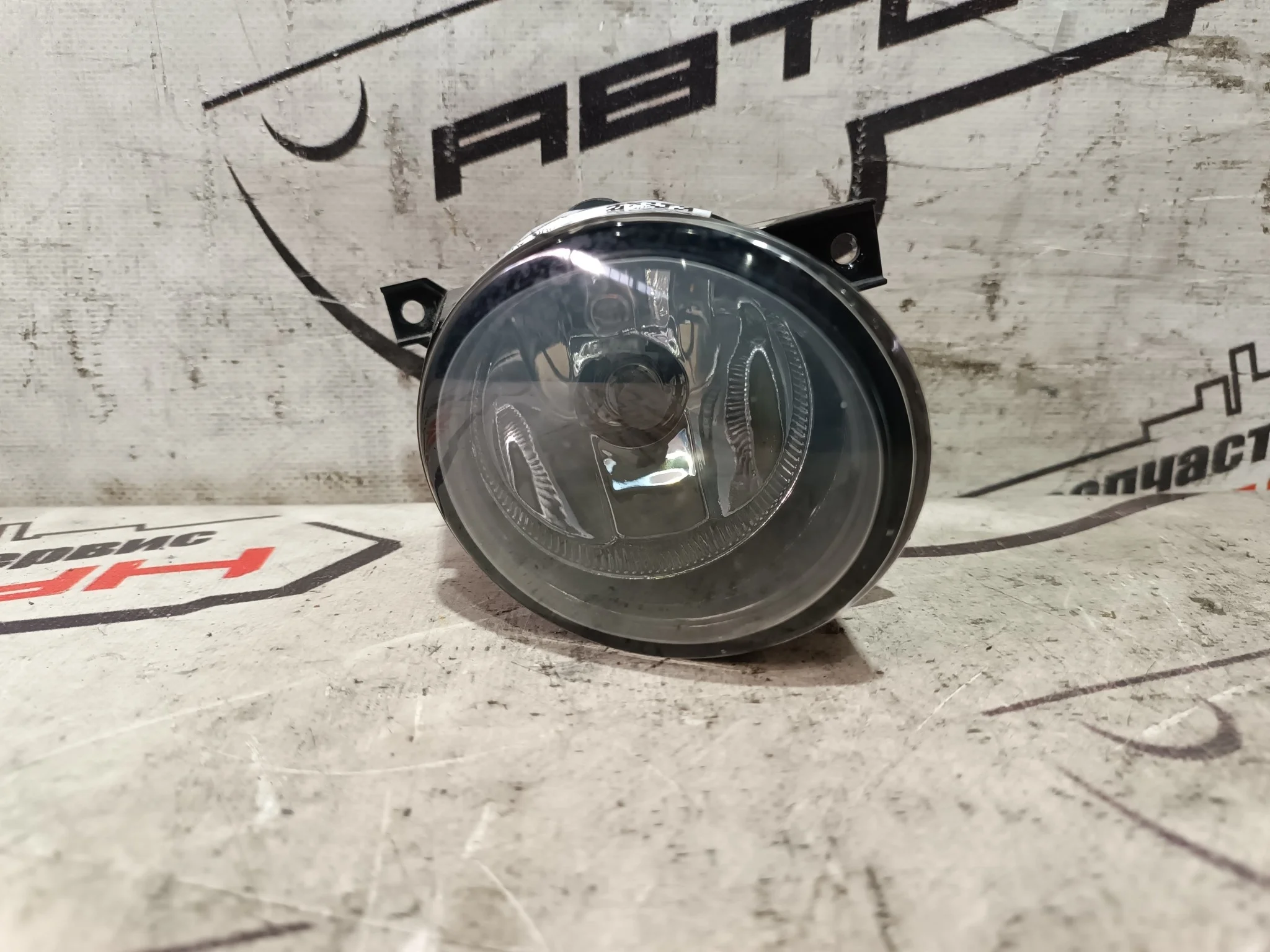 ТУМАНКА VOLKSWAGEN CADDY GOLF GOLF PLUS POLO TIGUAN TOURAN 1K1 1K5 1T1 1T2 2CA... 6R1 9K9A 9K9B 9N1 9N2 9N3 9N4 9U7 MK5 27128800 ПРАВАЯ ГАЛОГЕН 1T0941700C DY259Z