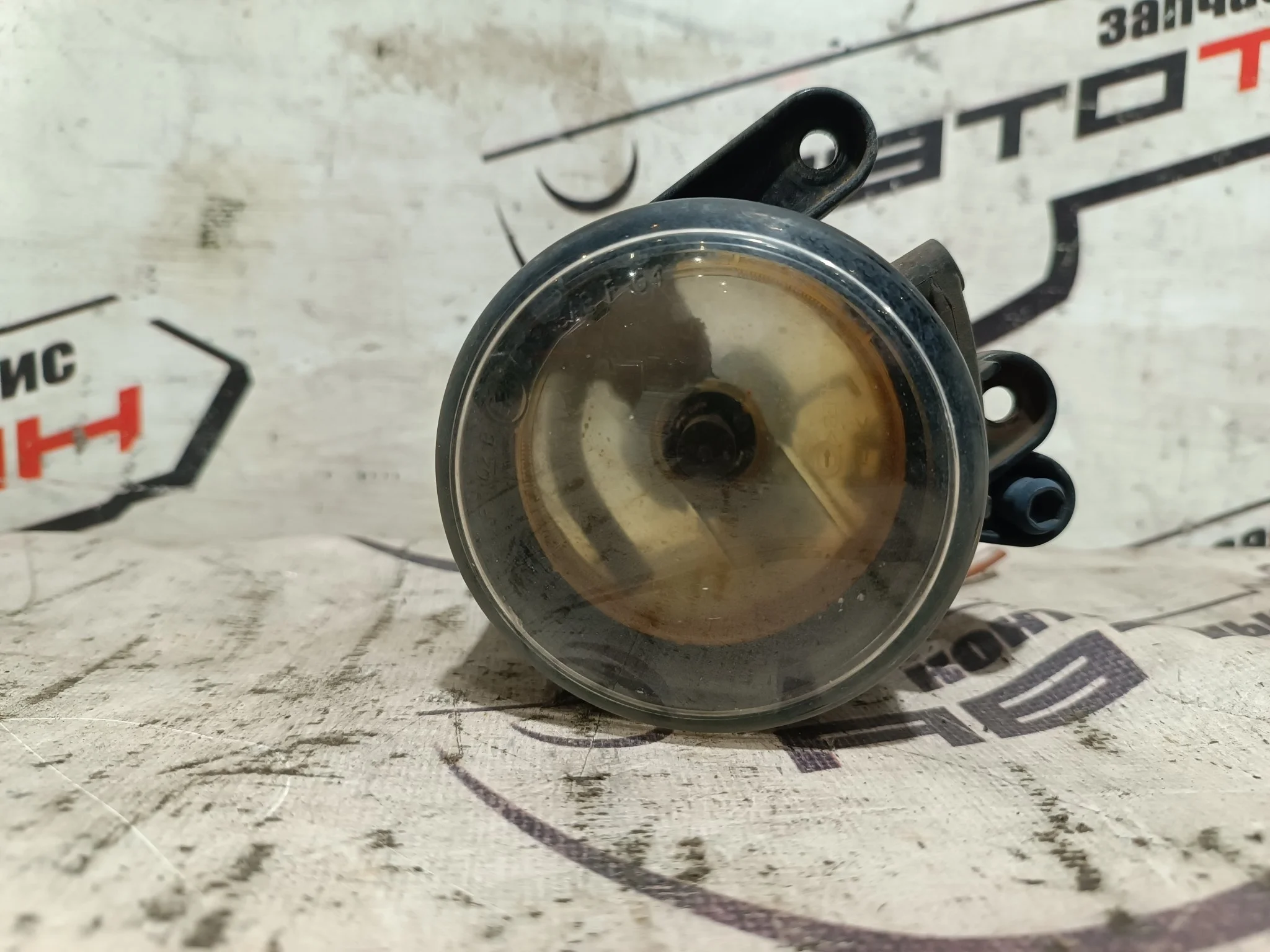 ТУМАНКА VOLKSWAGEN CADDY GOLF GOLF PLUS POLO TIGUAN TOURAN 1K1 1K5 1T1 1T2 2CA... 6R1 9K9A 9K9B 9N1 9N2 9N3 9N4 9U7 MK5 27128800 ПРАВАЯ ГАЛОГЕН 1T0941700C QA5114Z