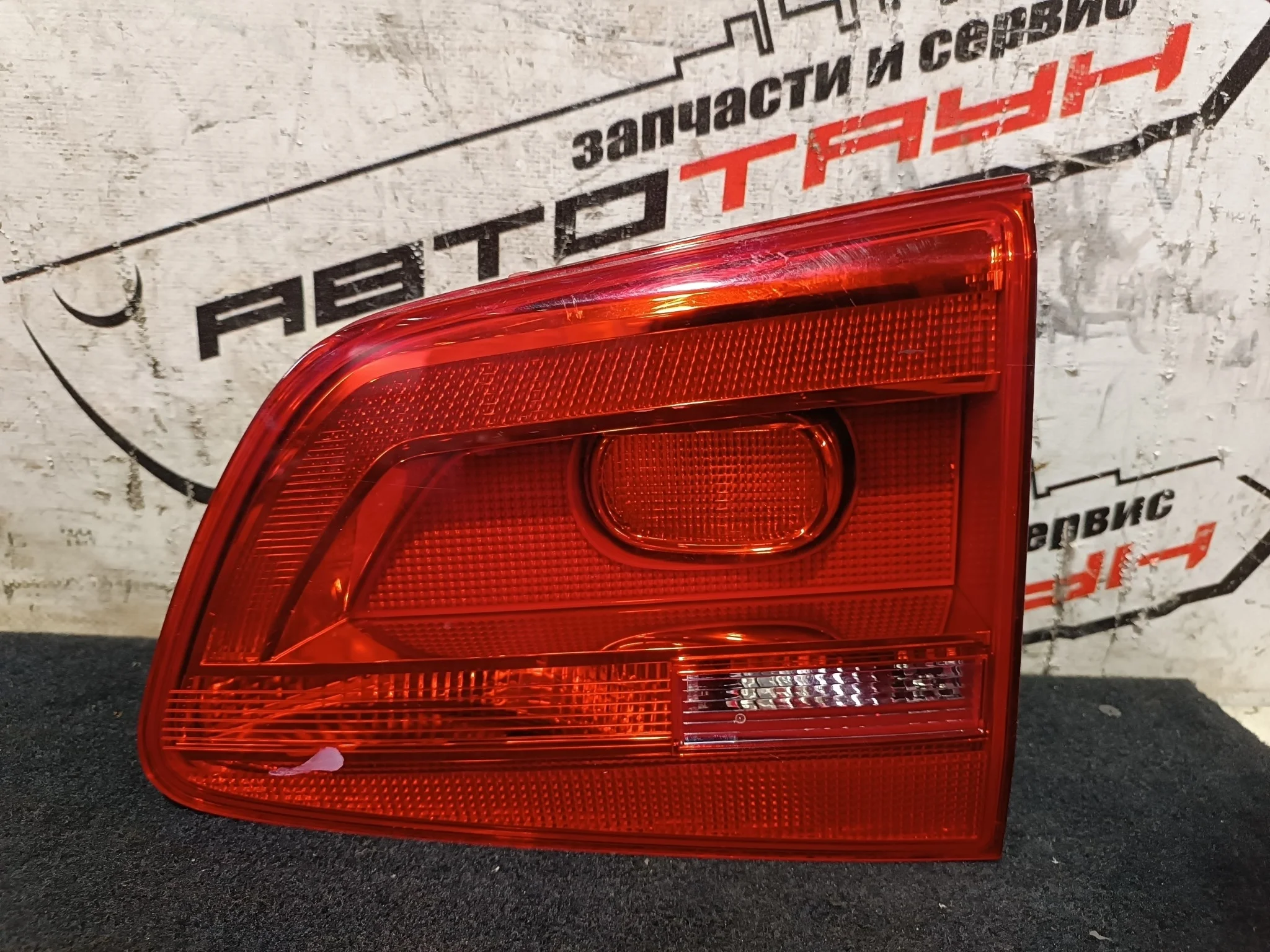 ФАЛЬШПАНЕЛЬ VOLKSWAGEN TOURAN 1T3 ПРАВАЯ 1T0945094A NA6663Z