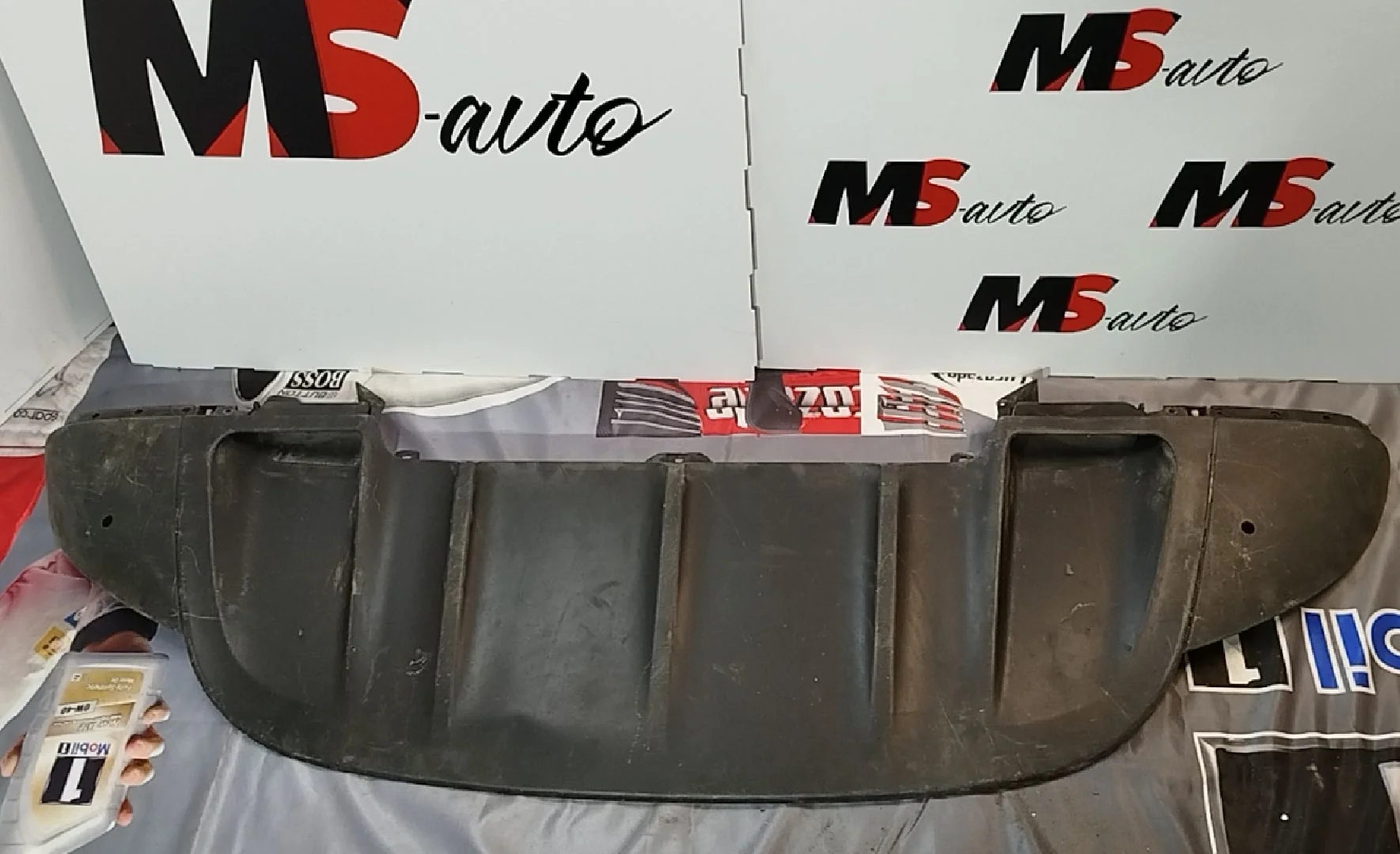 Спойлер переднего бампера Porsche Cayenne 958 95850506100