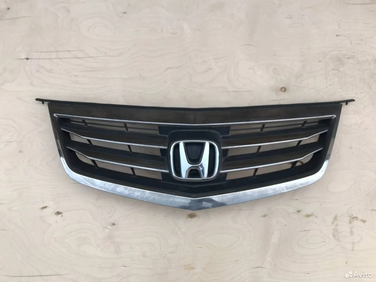 Решетка радиатора honda accord 8 2011-2013 рестайл