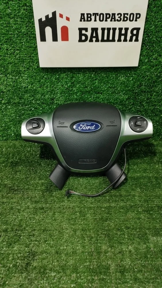 Подушка безопасности в руль Ford Kuga 2015