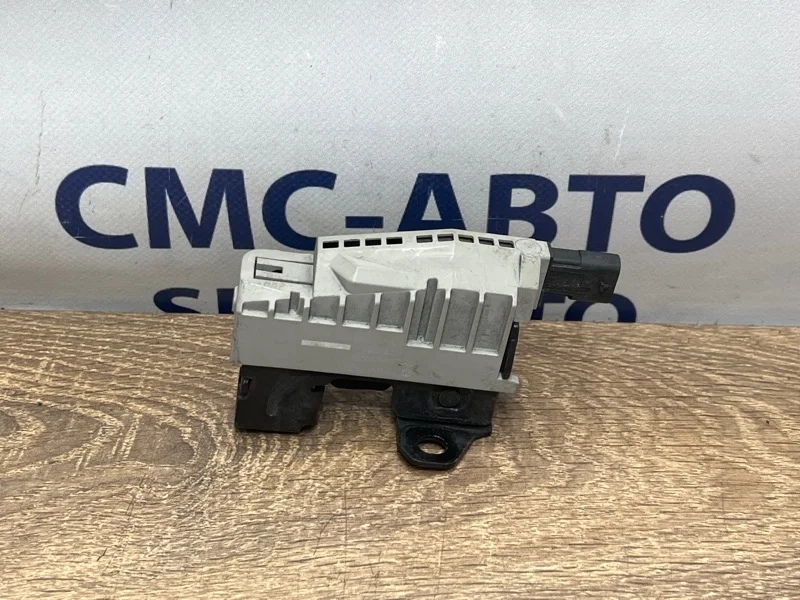 Замок капота Mercedes-Benz E-Class A2128800160 C207 271.860