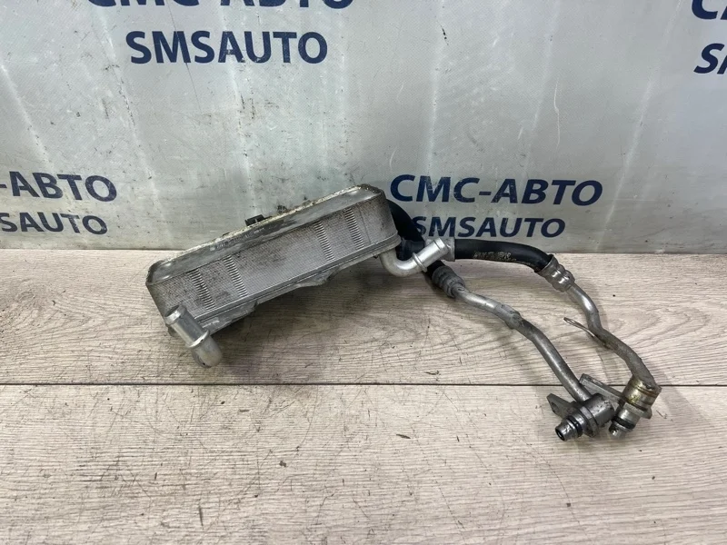 Радиатор масляный Audi A8 2013 4H0317021T D4 3.0 CRE