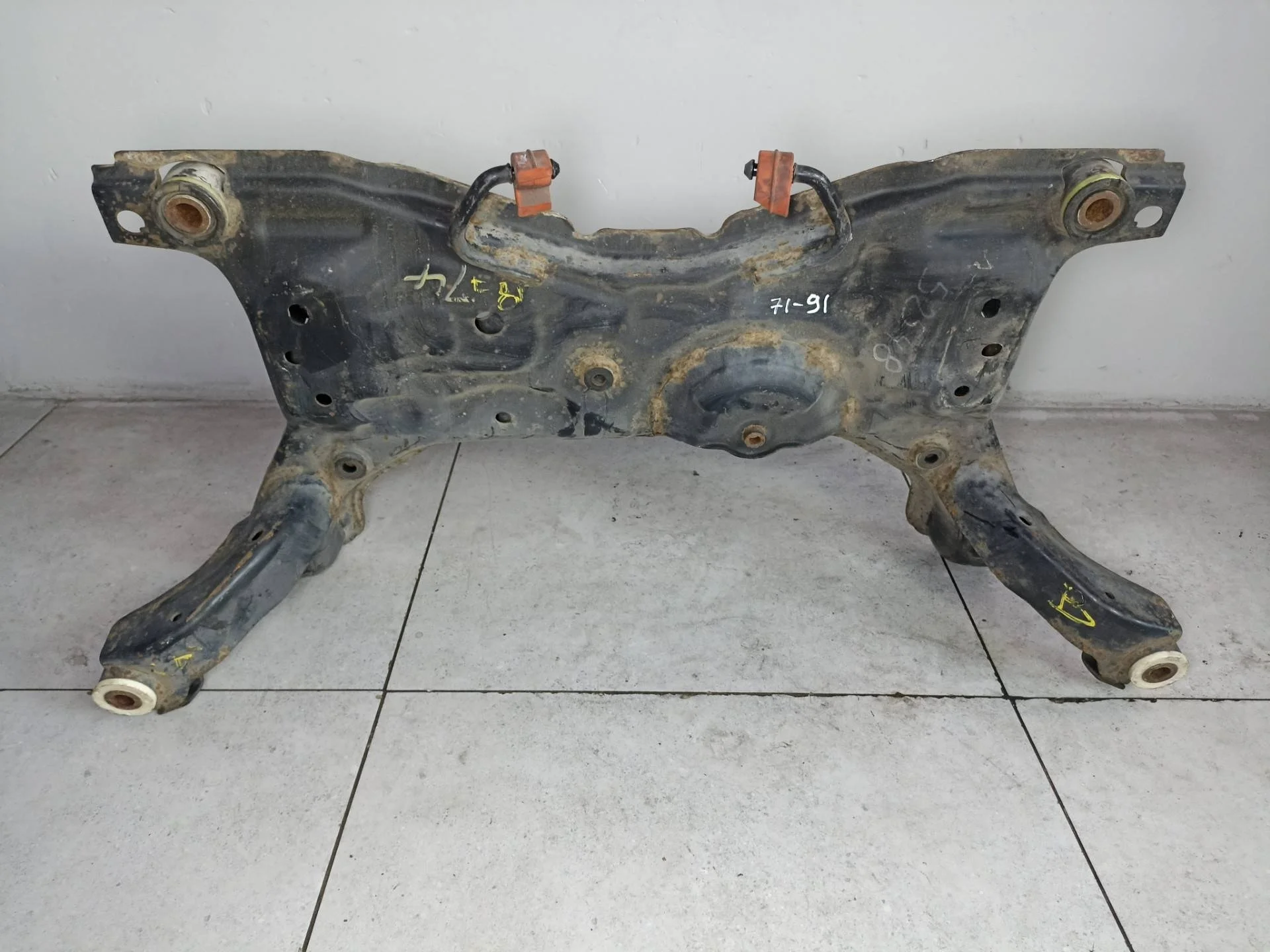 Передняя балка (подрамник) Mazda 3 2 2009