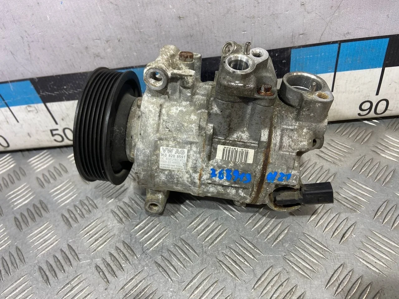 [Б/У] Компрессор кондиционера VW Skoda Seat Audi [Код: 00608501 ]
