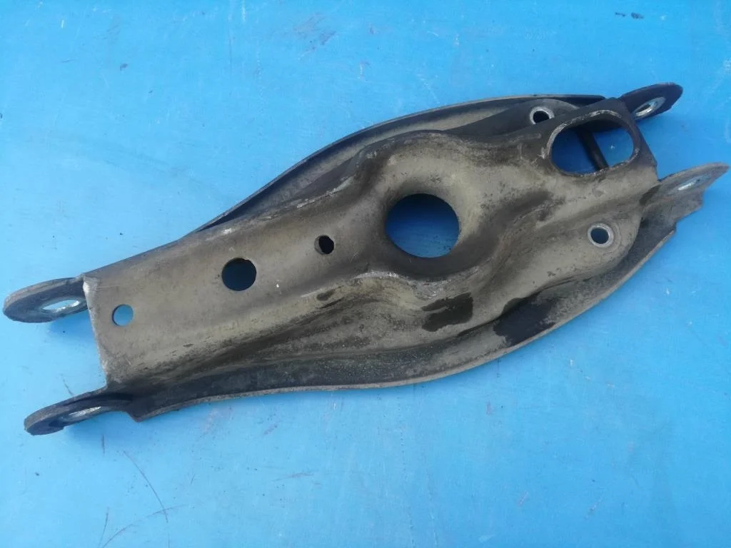 рычаг BMW 3-серия E90/E91  N47D20A 177 лс 320d