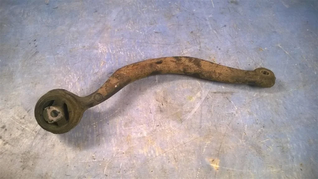 рычаг BMW X5 E53  M54B30 231 лс 3.0i