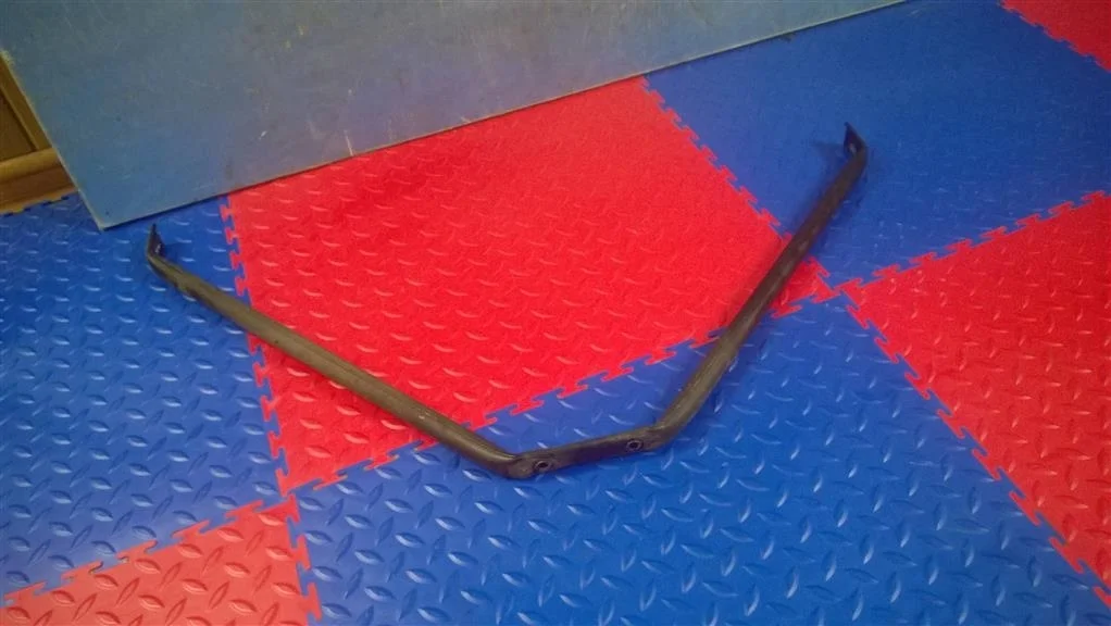 распорка BMW X3 E83  M54B30 231 лс 3.0i