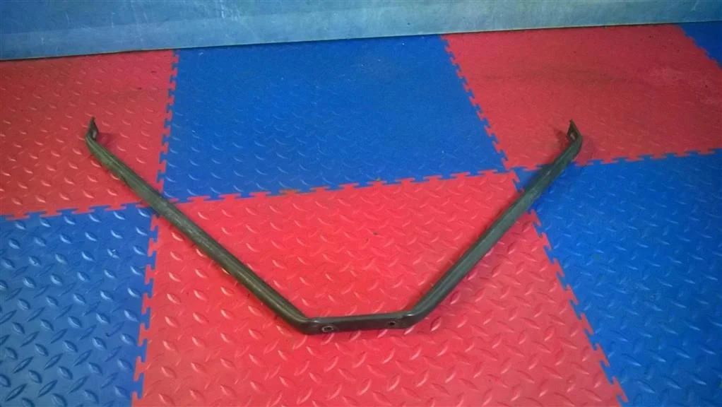 распорка BMW X3 E83  N52B25 218лс 2.5i