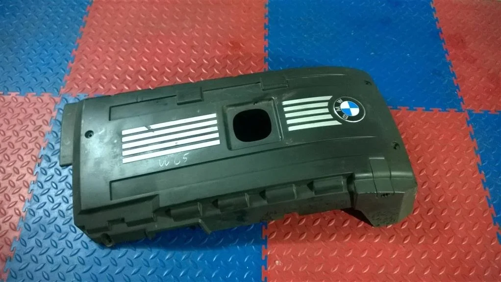 накладка декоративная двигателя BMW 5-серия E60/E61  N53B25A 190 лс 523i
