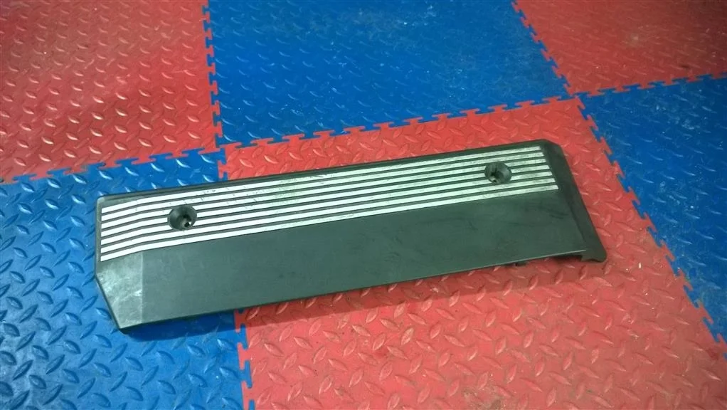 накладка декоративная двигателя BMW X5 E53  M54B30 231 лс 3.0i