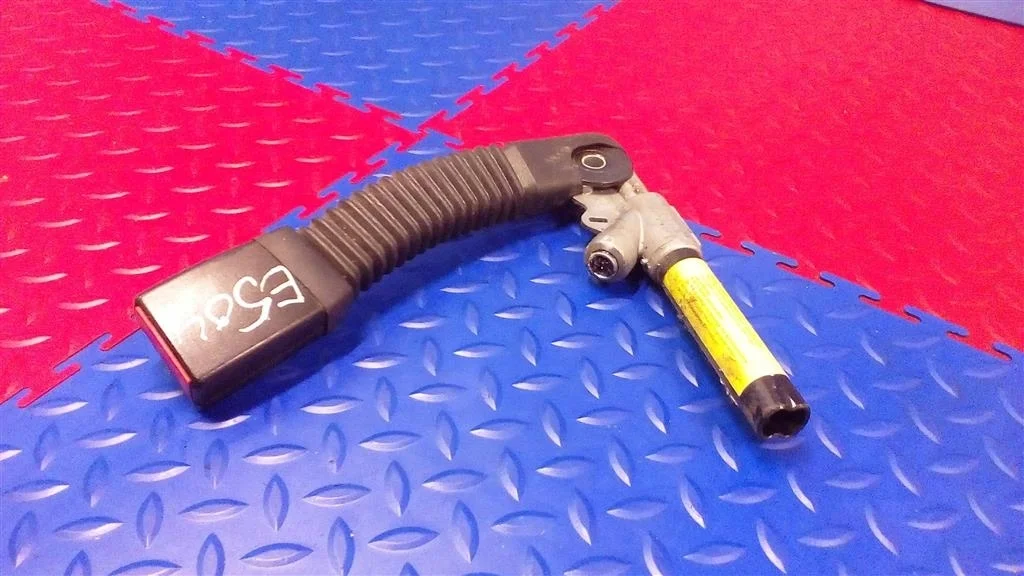 натяжитель ремня BMW X3 E83  M57N2 218лс 3.0D