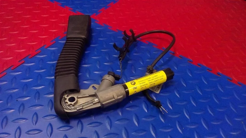 натяжитель ремня BMW X3 E83  N47D20A 177лс 2.0D