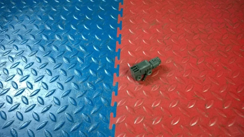 датчик airbag BMW X3 F25  N52B30A 272 лс 3.0i