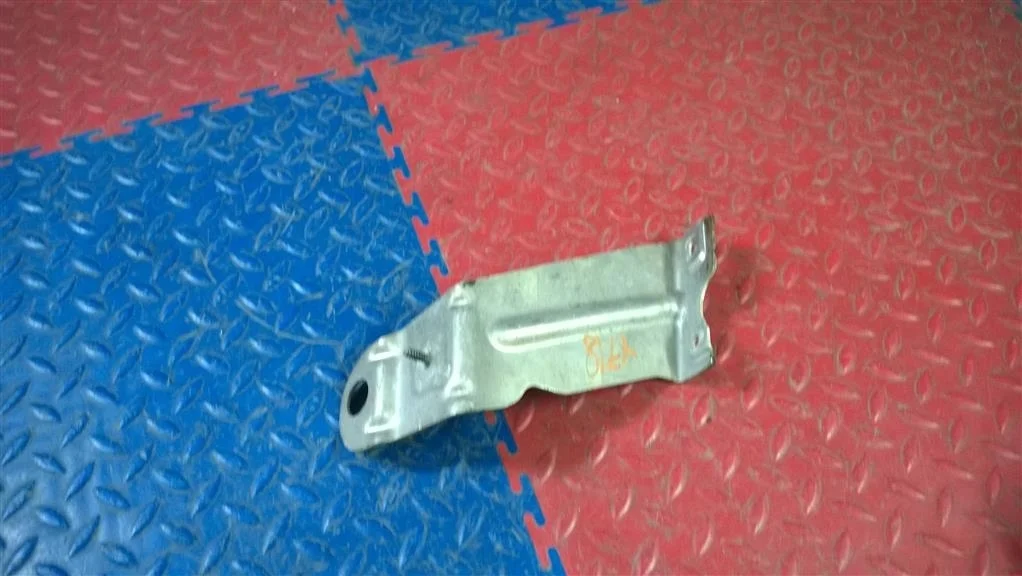 кронштейн BMW X3 F25  N52B30A 272 лс 3.0i