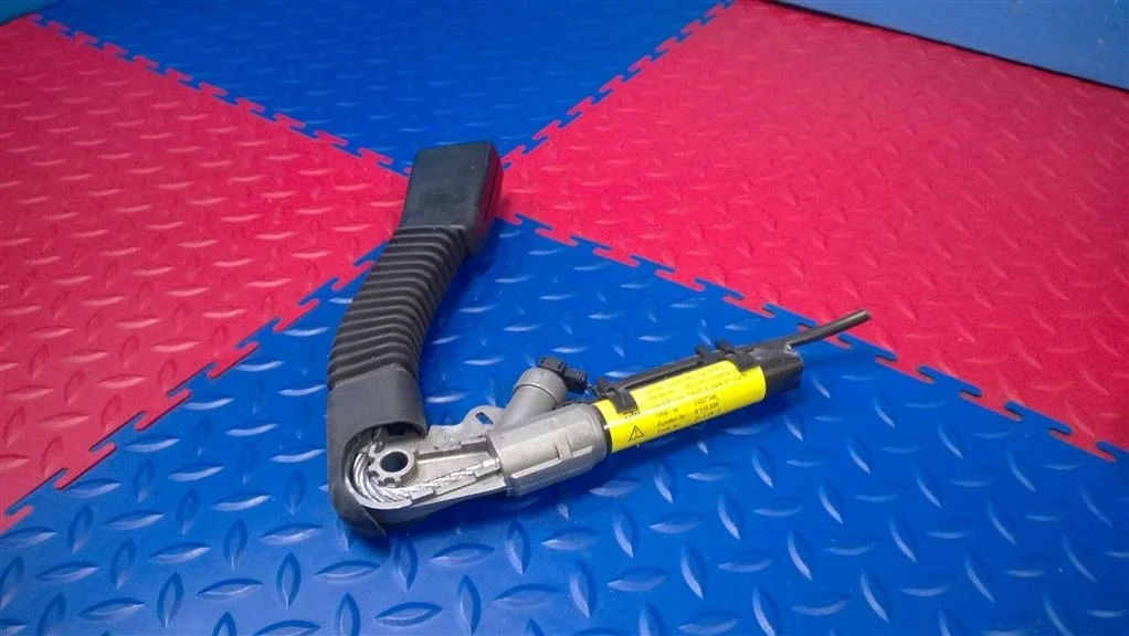 натяжитель ремня BMW X3 E83  N47D20A 177лс 2.0D