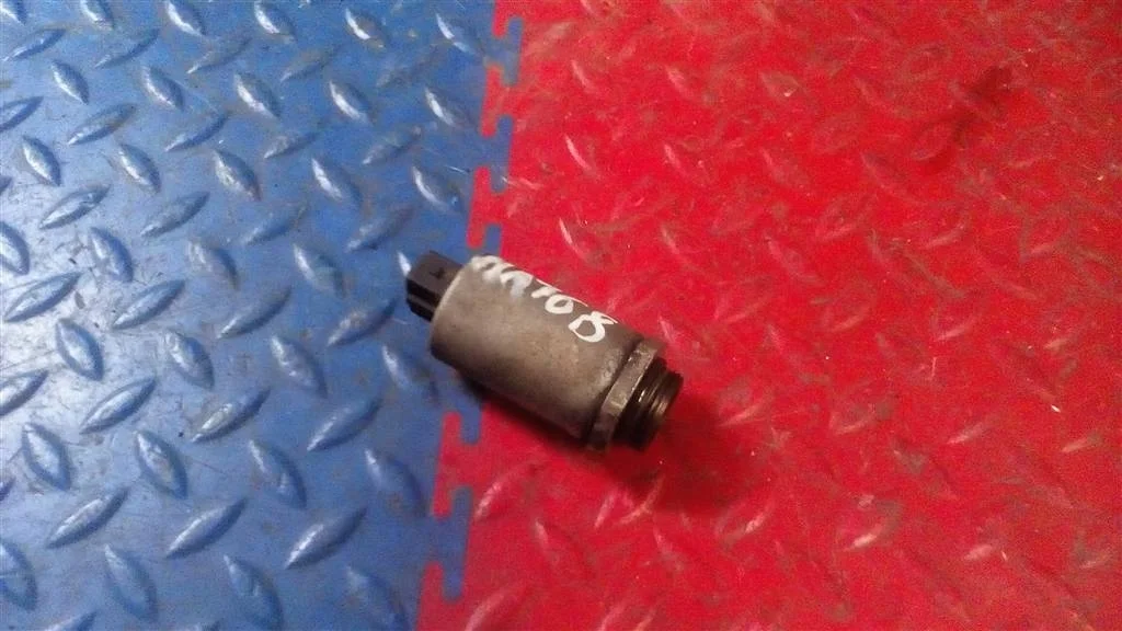 клапан электромагнитный BMW X5 E53  M54B30 231 лс 3.0i