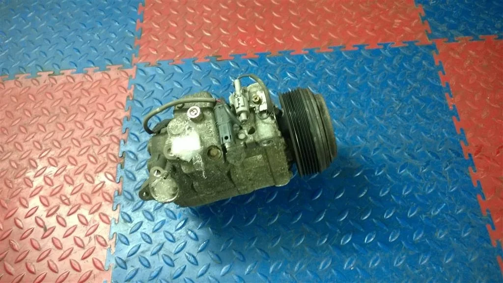 компрессор кондиционера BMW X1 E84  N47D20C