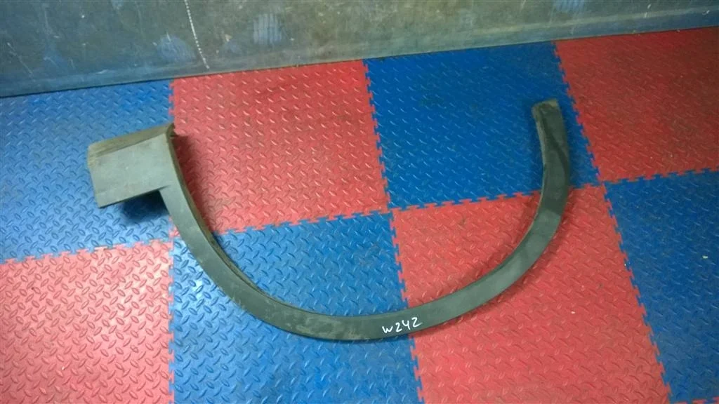 накладка на крыло BMW X3 F25  N47D20C 184 лс 2.0D