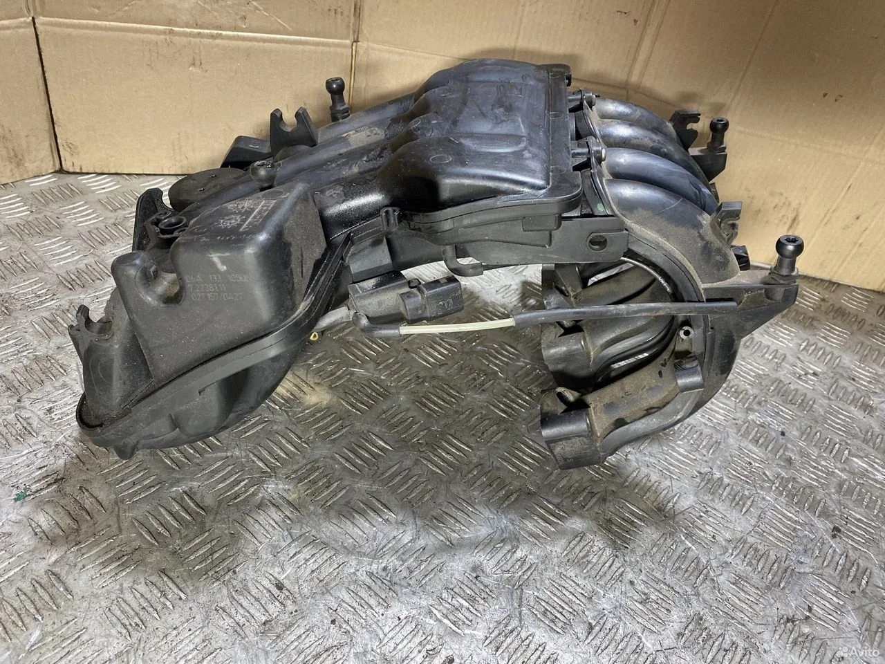 Впускной коллектор 1.6 bfq volkswagen golf 4 skoda