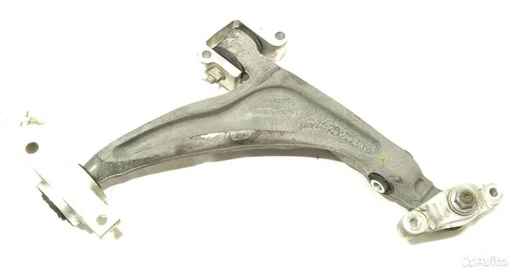 Рычаг передний нижний левый Volvo XC90 II (2014—2019)