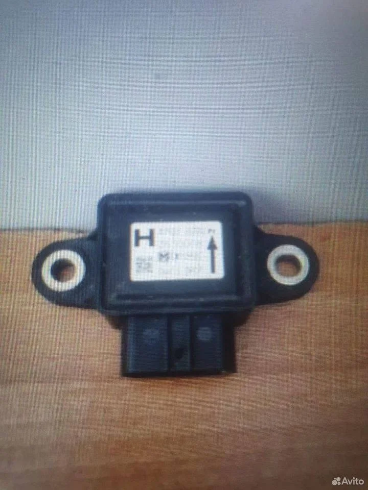 Датчик ускорения Nissan X-Trail II (2007—2011)