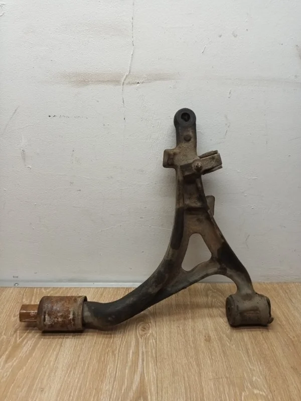 Рычаг подвески нижний Mercedes ML 1999 W163